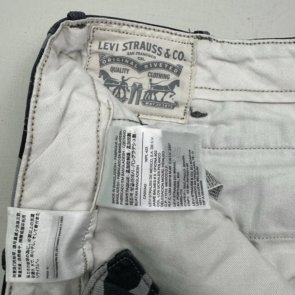 Y2K Levi's Camo Cargo Pants Mens 40x32 Gray Black Straight Fit Cotton Skater